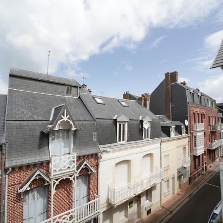 Villa 1900 “Jeanne”, authentique et entièrement rénovée Le Tréport Esterno foto